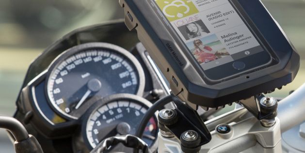 BMW Smartphone Cradle
